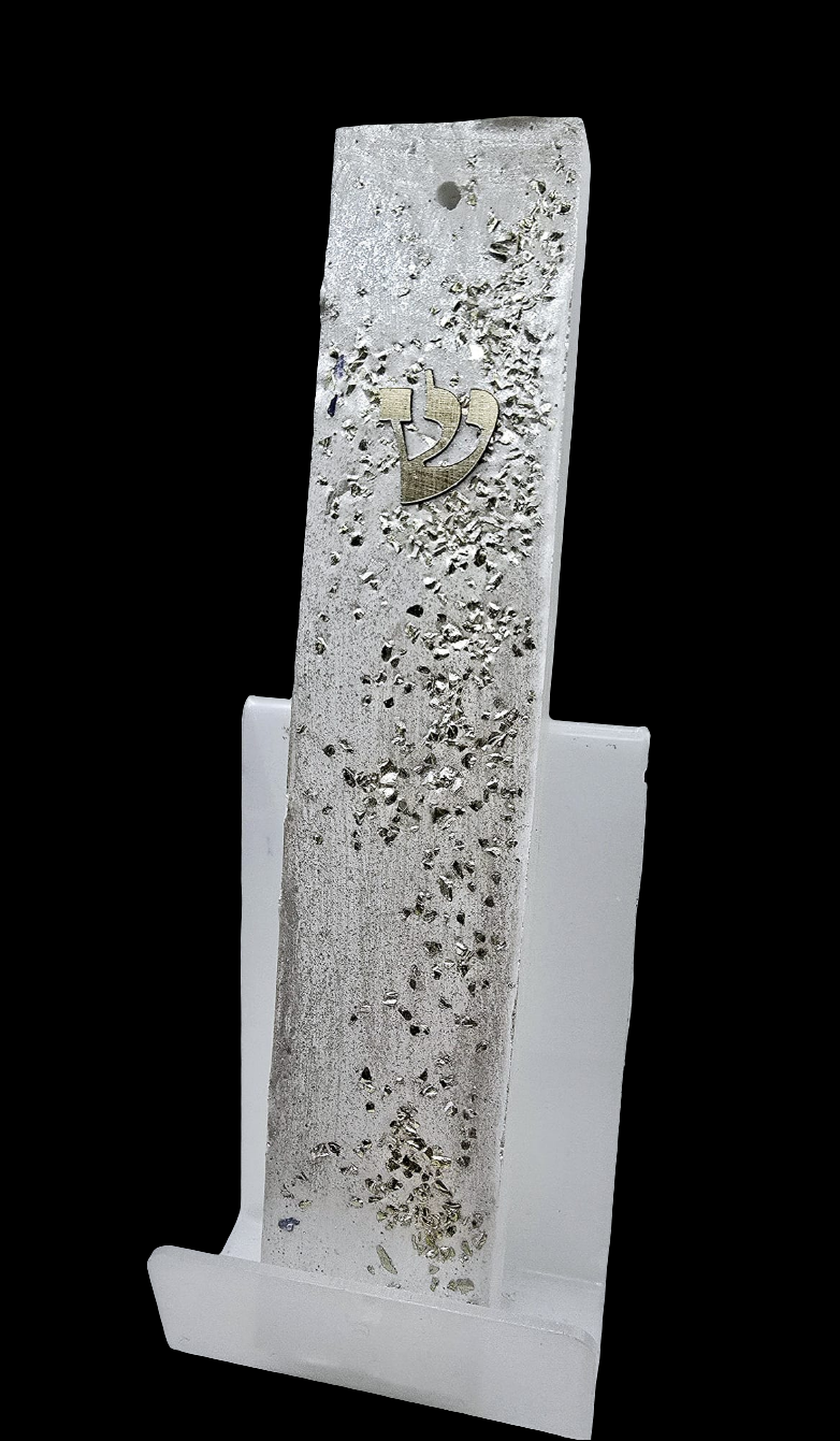 Minimalist Silver Mezuzah Case with Handcrafted Details