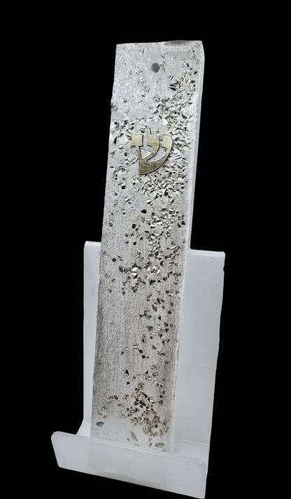 Minimalist Silver Mezuzah Case with Handcrafted Details