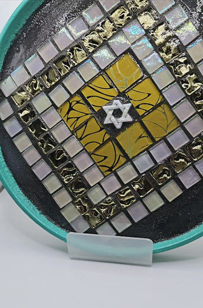 Handcrafted 10" Mosaic Plate with Star of David – Black & Gold Judaica Art